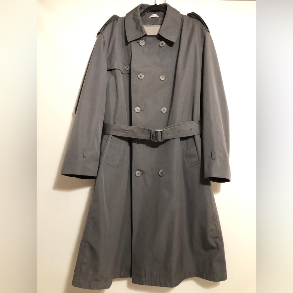 VTG gray Oleg Cassini Long Trench Coat Men 44reg  Double Breasted